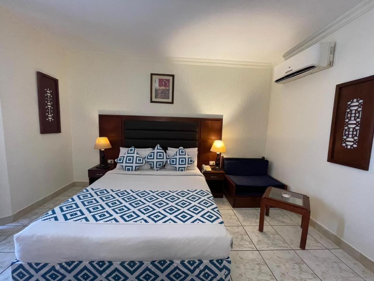 Sharm Holiday Resort Екстериор снимка